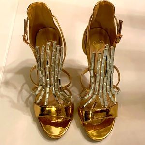 Windsor high heel shoes. (7)